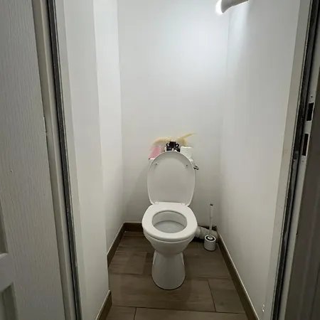 A Quelques Pas De La Gare - Rer A 아파트